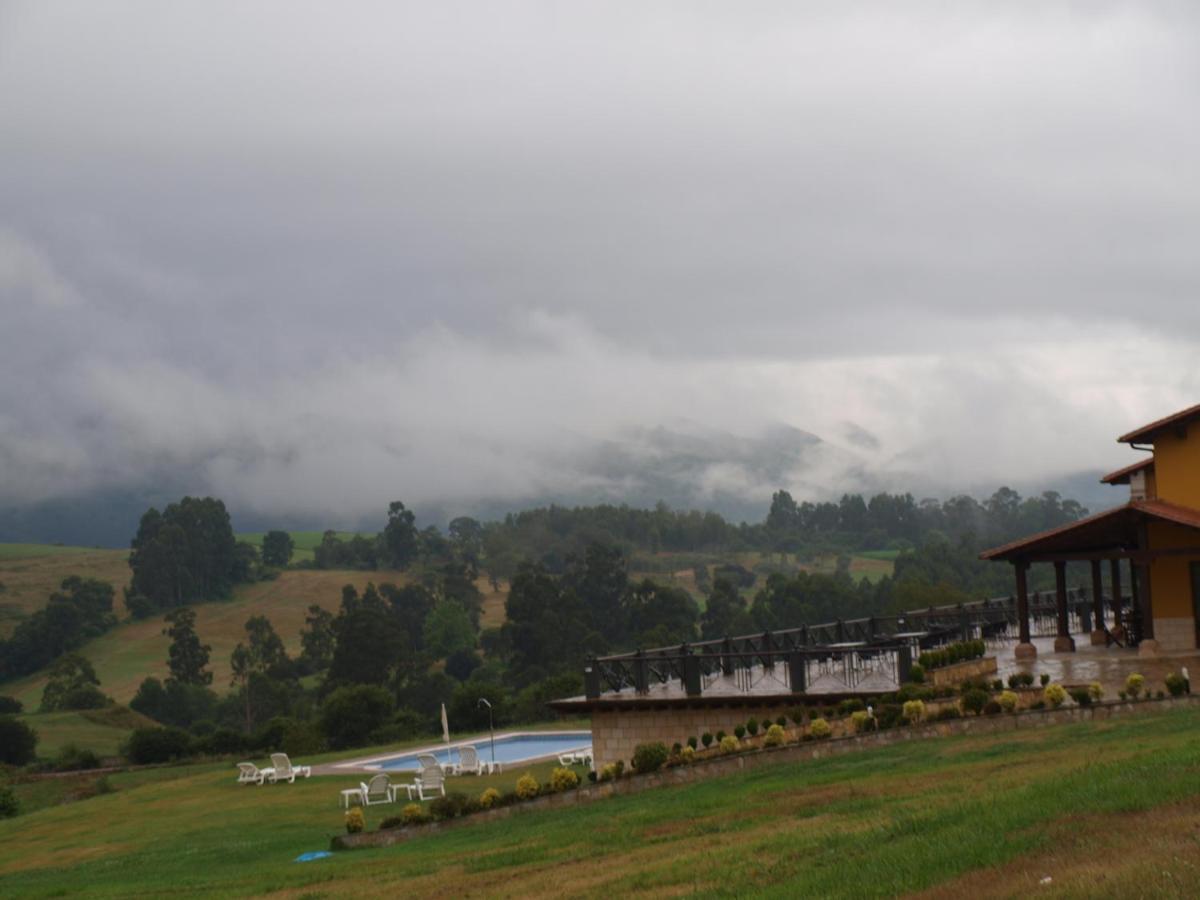 Hotel Don Silvio Colombres Luaran gambar